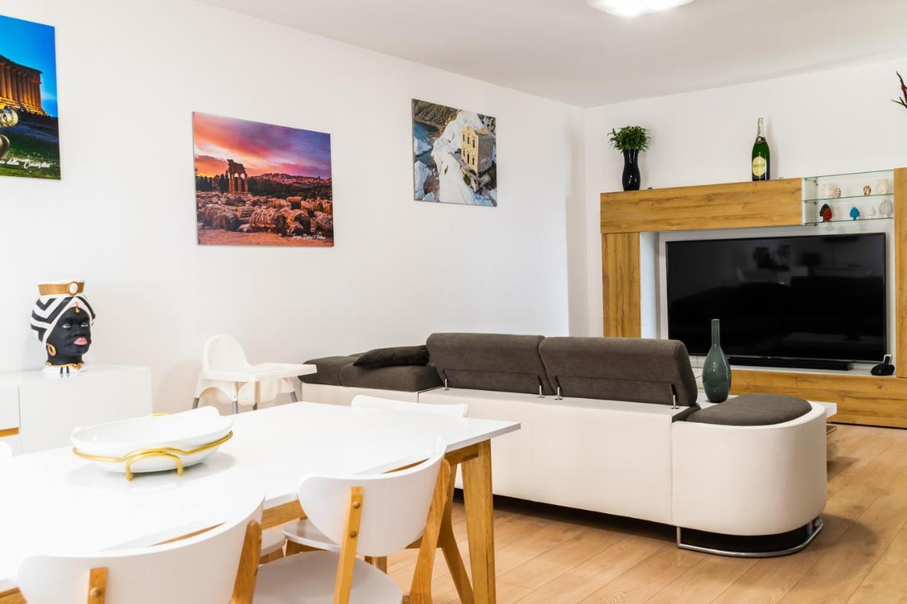 Diana Holiday Home Агридженто Экстерьер фото