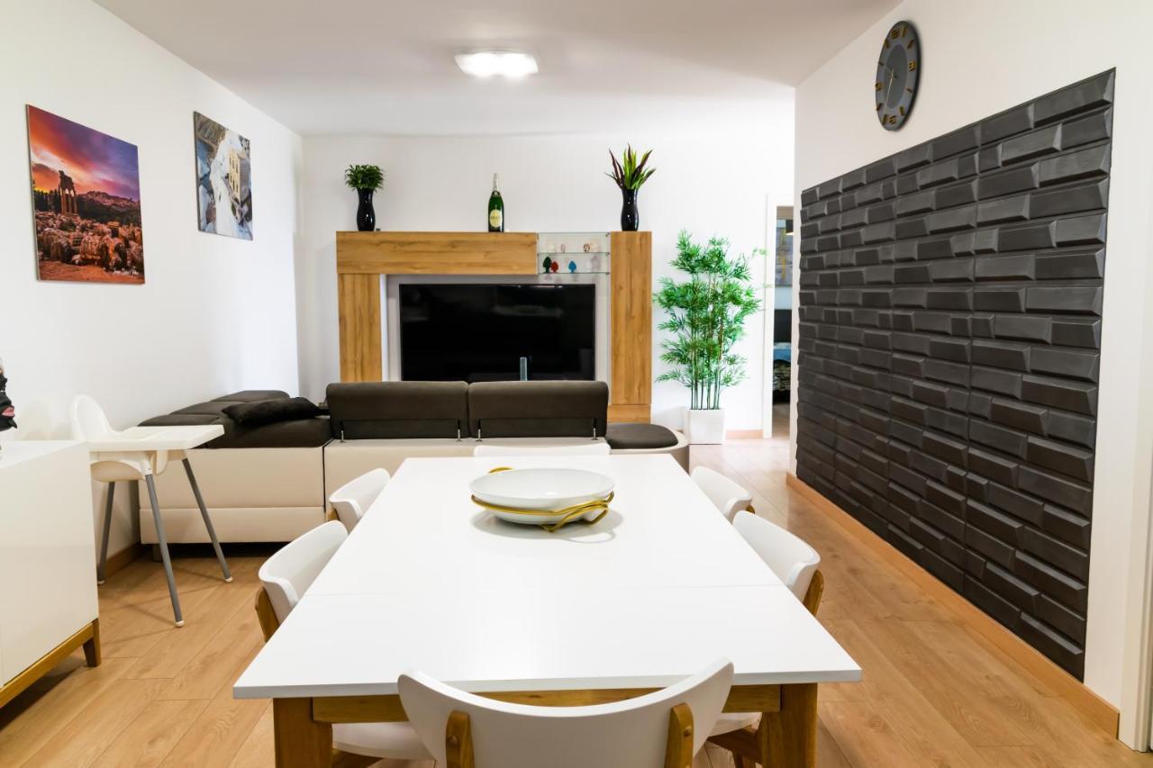Diana Holiday Home Агридженто Экстерьер фото
