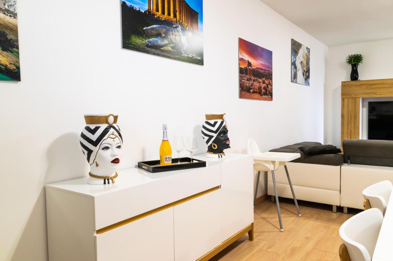 Diana Holiday Home Агридженто Экстерьер фото