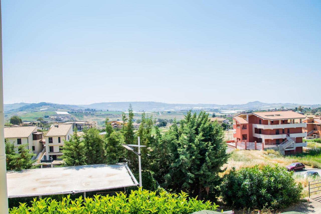 Diana Holiday Home Агридженто Экстерьер фото